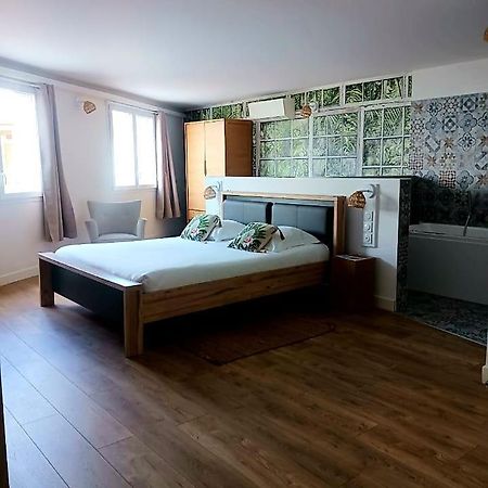 Cotinga Hotel Villars-les-Dombes Bagian luar foto