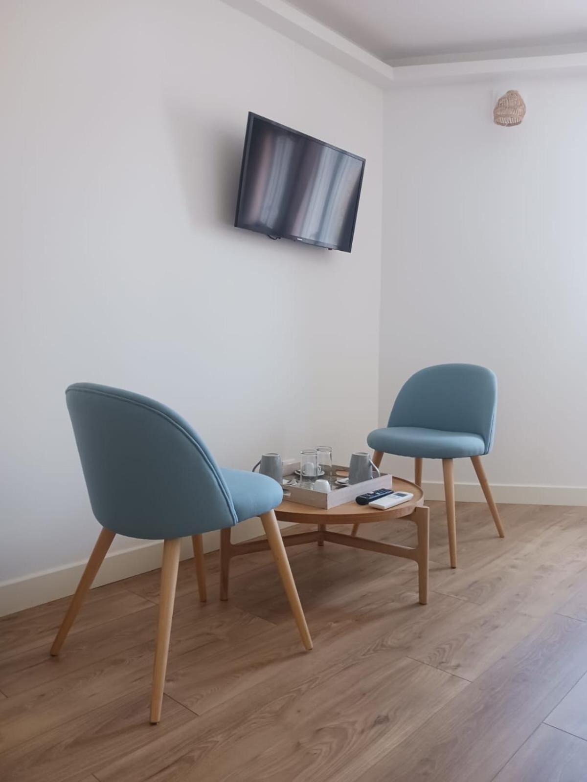 Cotinga Hotel Villars-les-Dombes Bagian luar foto