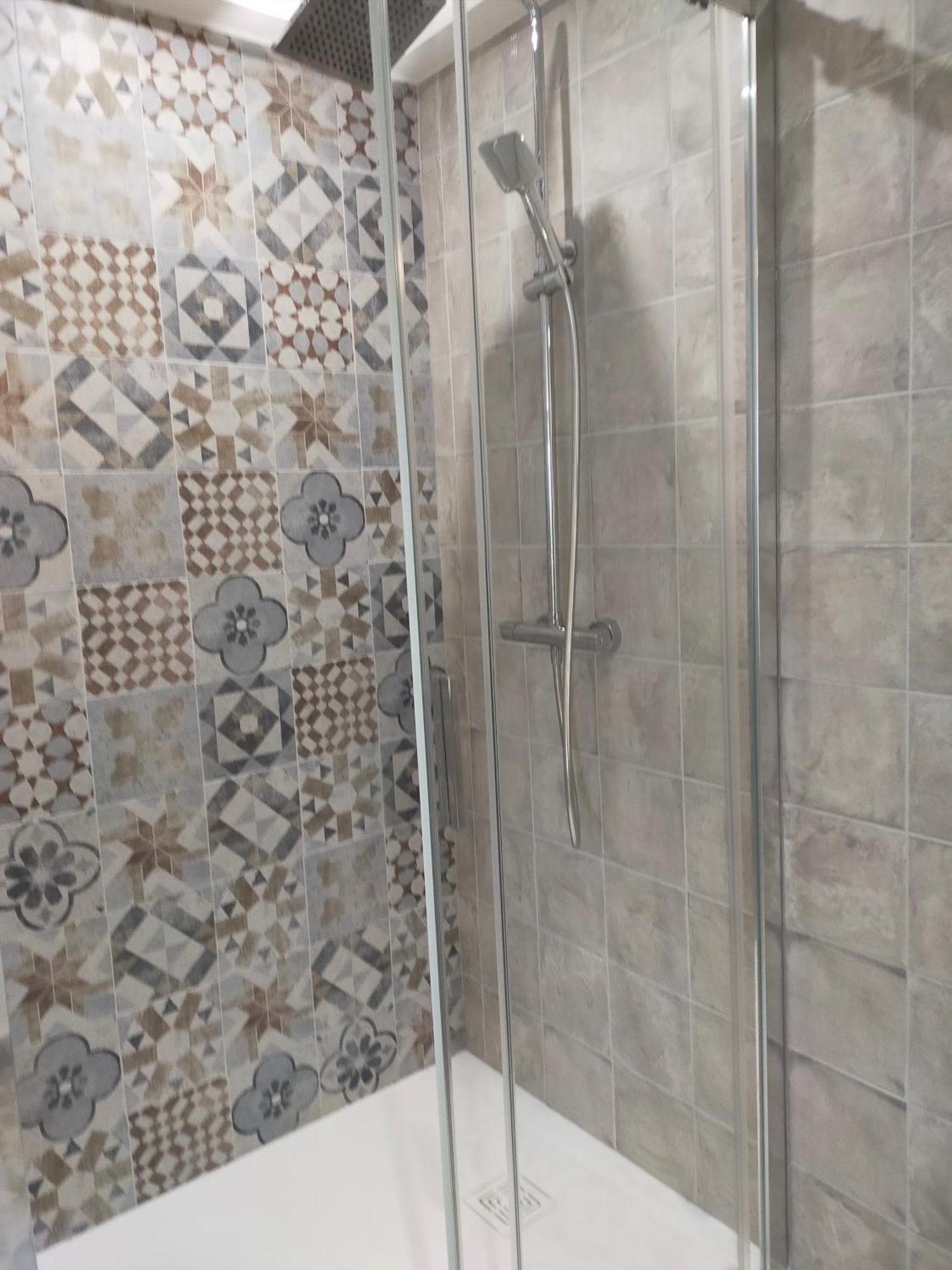 Cotinga Hotel Villars-les-Dombes Bagian luar foto